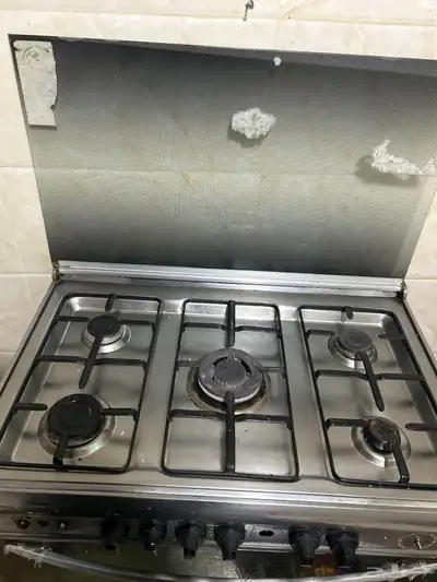 فرن للبيع نظيف جدا 4