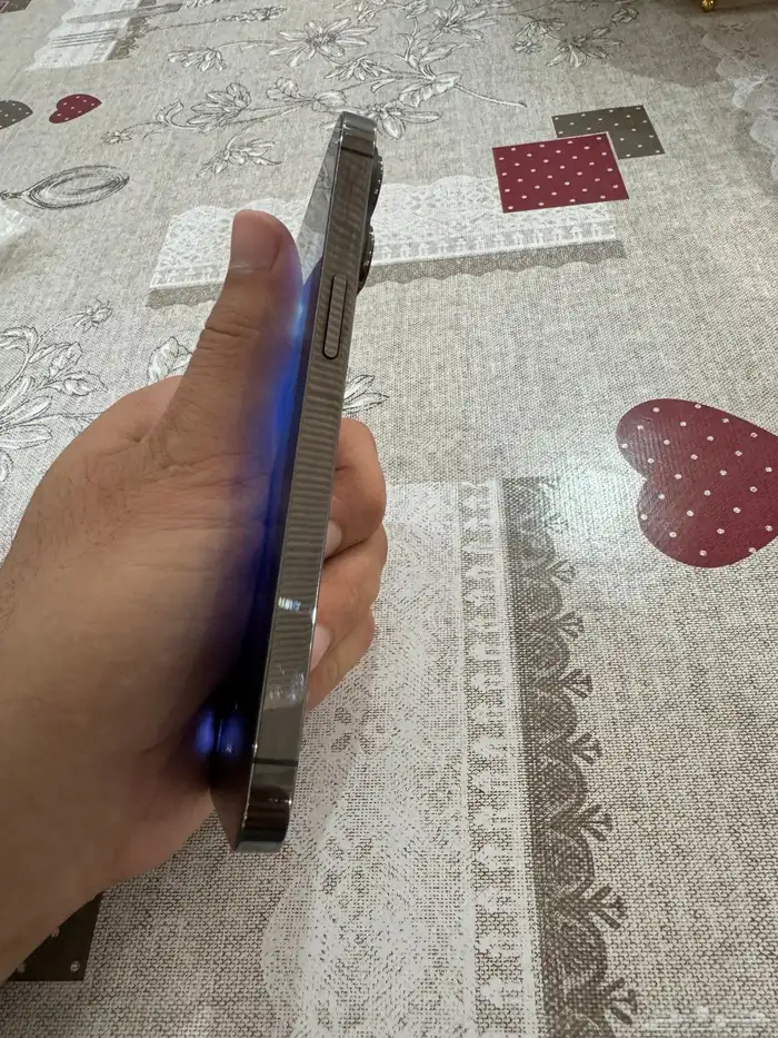 مباع  iPhone 13 pro 1