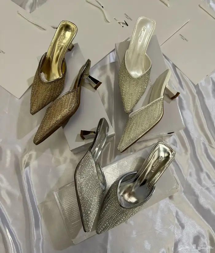 كعب ماركة عده تشكيلات مختلفه وايضا شنط كوتش 7