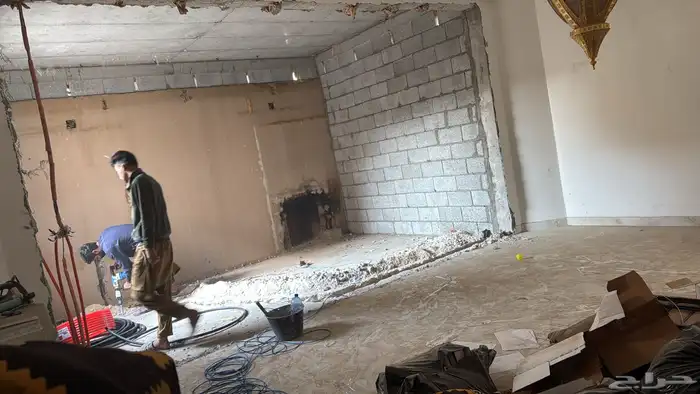 سعودي مشرف على ترميم مباني وفلل وعماير قديمة 24