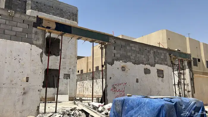 سعودي مشرف على ترميم مباني وفلل وعماير قديمة 5