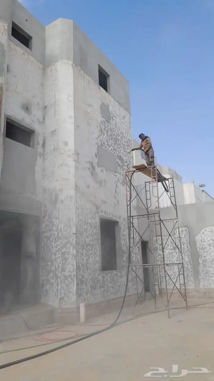 سعودي مشرف على ترميم مباني وفلل وعماير قديمة 14