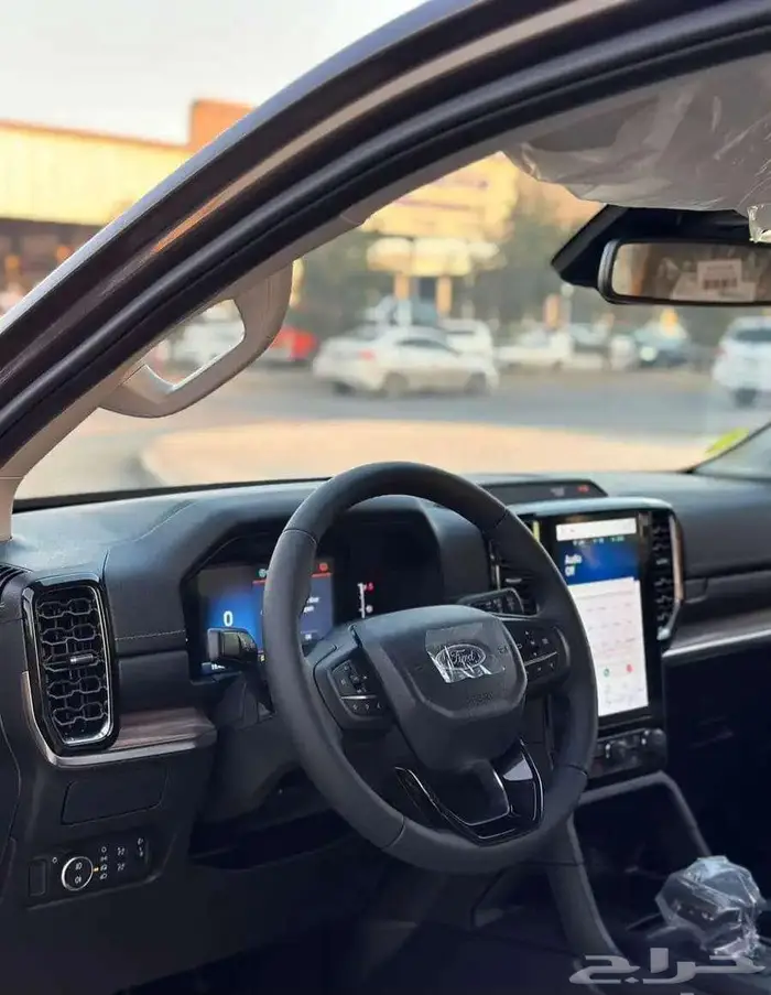 فورد ايفرست XLT نص فل 2024 19