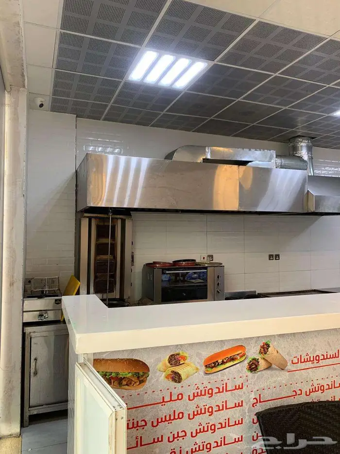 تم البيع  بوفية مميزة للتقبيل بجميع أغراضها 7