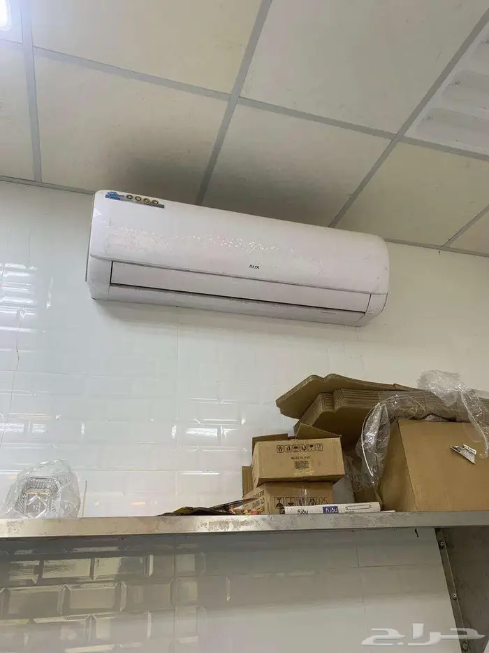 تم البيع  بوفية مميزة للتقبيل بجميع أغراضها 19