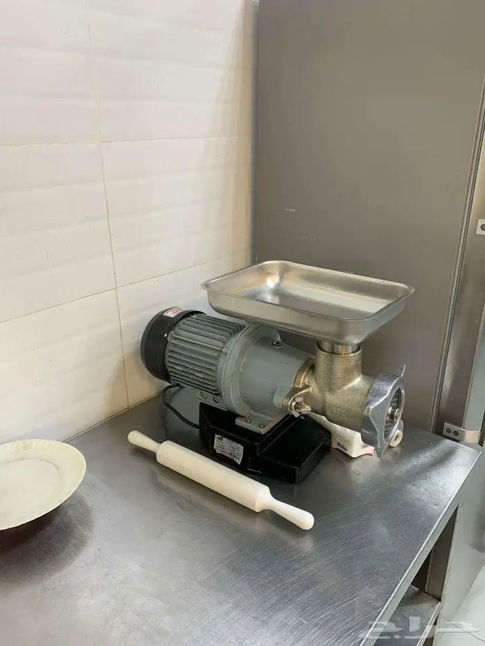 تم البيع  بوفية مميزة للتقبيل بجميع أغراضها 16