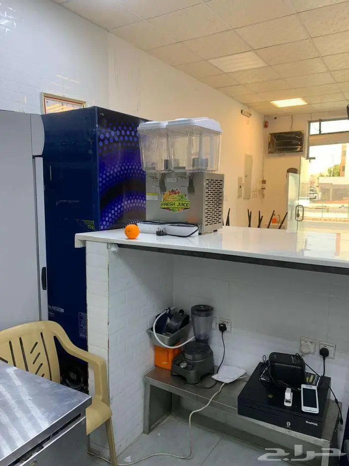 تم البيع  بوفية مميزة للتقبيل بجميع أغراضها 21