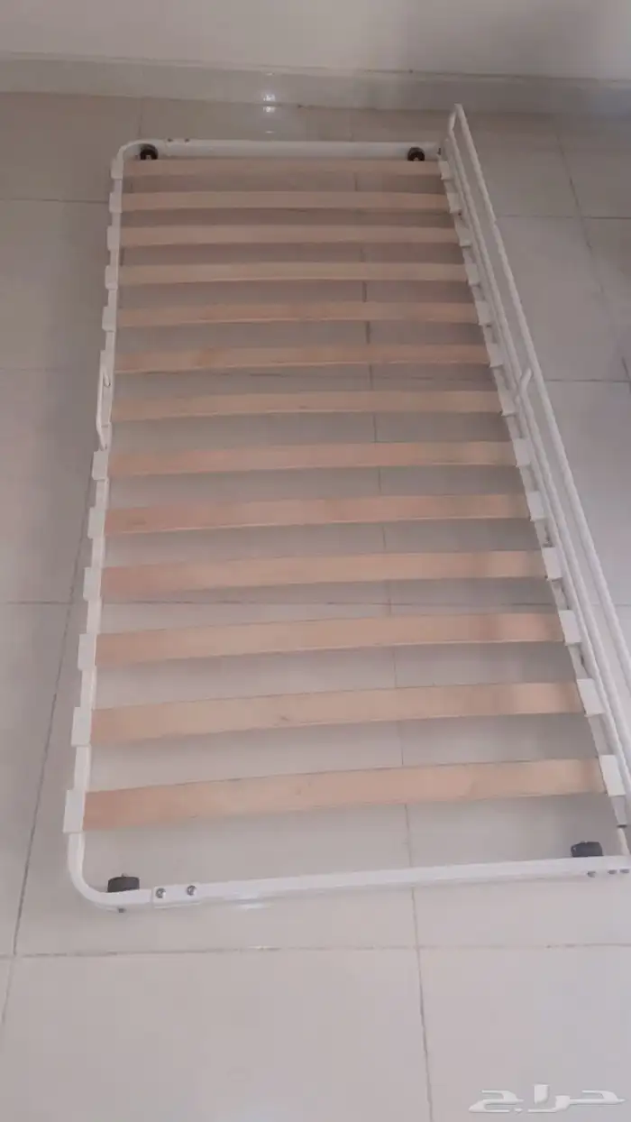سرير للضيوف 2