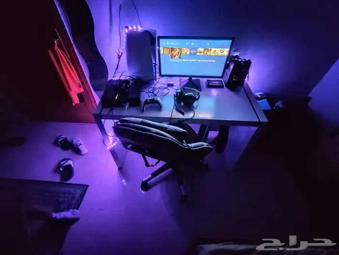 طاولة ممتازه للقيمنق 0