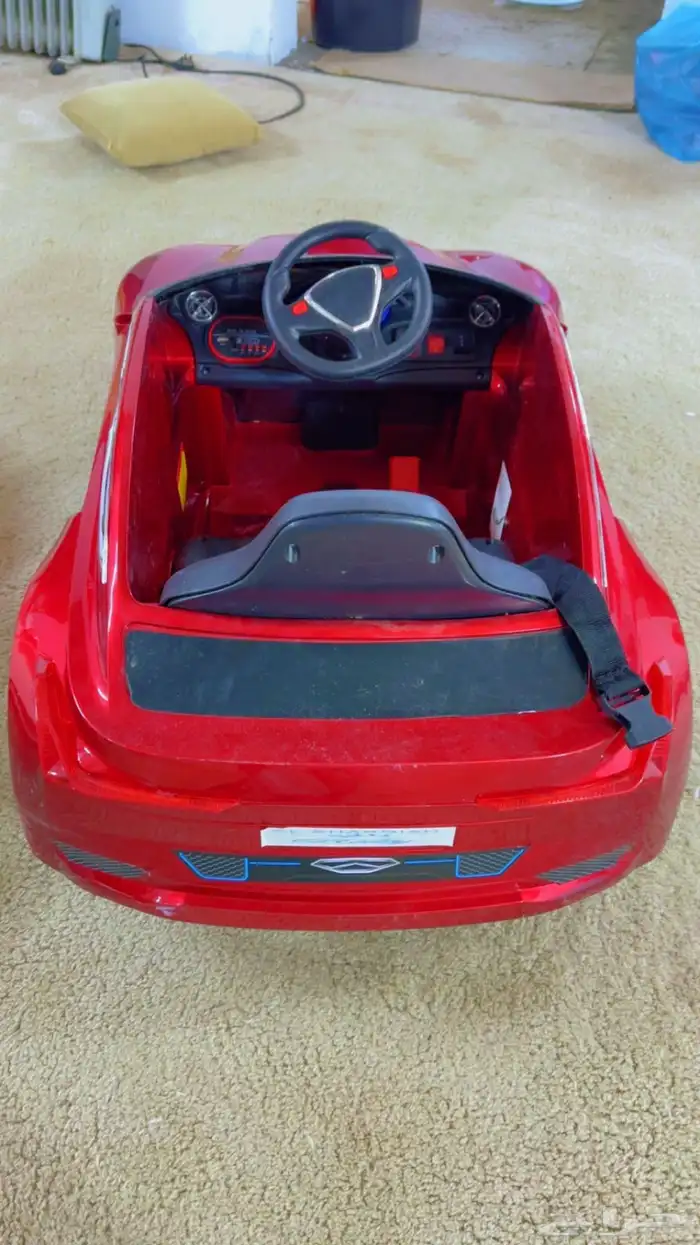 سيارة أطفال حمراء 3