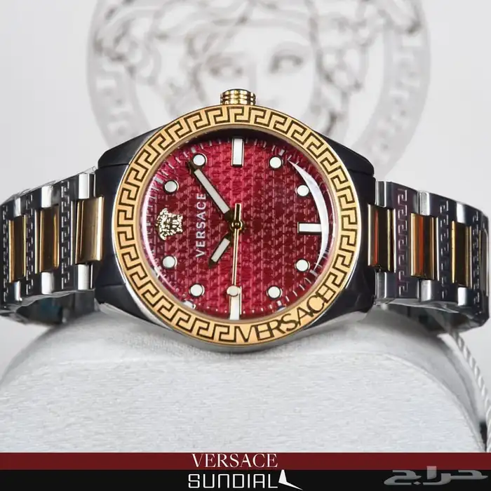 VERSACE ساعة نسائية ماركة 0