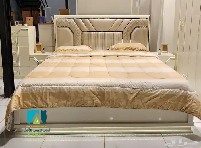 غرف نوم مودرن فخمة وعصرية بأسعار منافسة 24