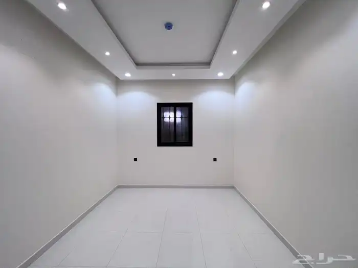 شقه فاخره للبيع بالدار البيضاء بالدور الاول قريب المترو 2