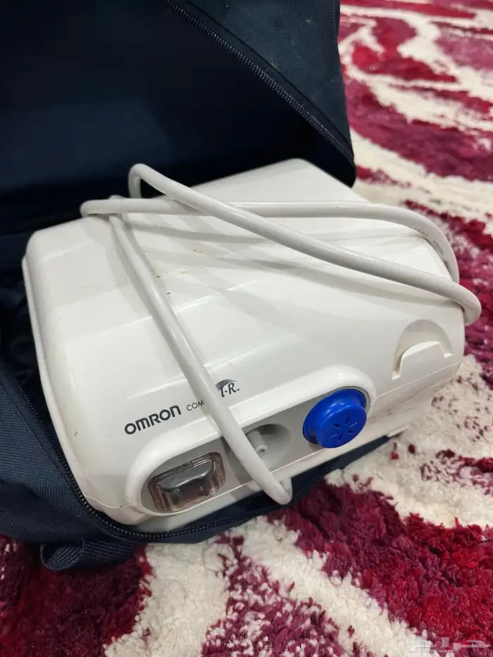 جهاز اكسيجين نظيف وشغال من شركه omRon 1