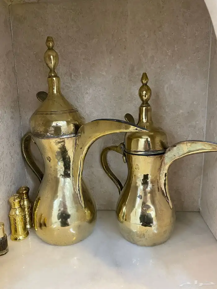 دلال الرسلان عمرها 90سنه 3