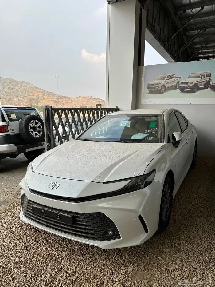 كامري 2025 استاندر E بنزين سعودي اصفار السعر 114 14