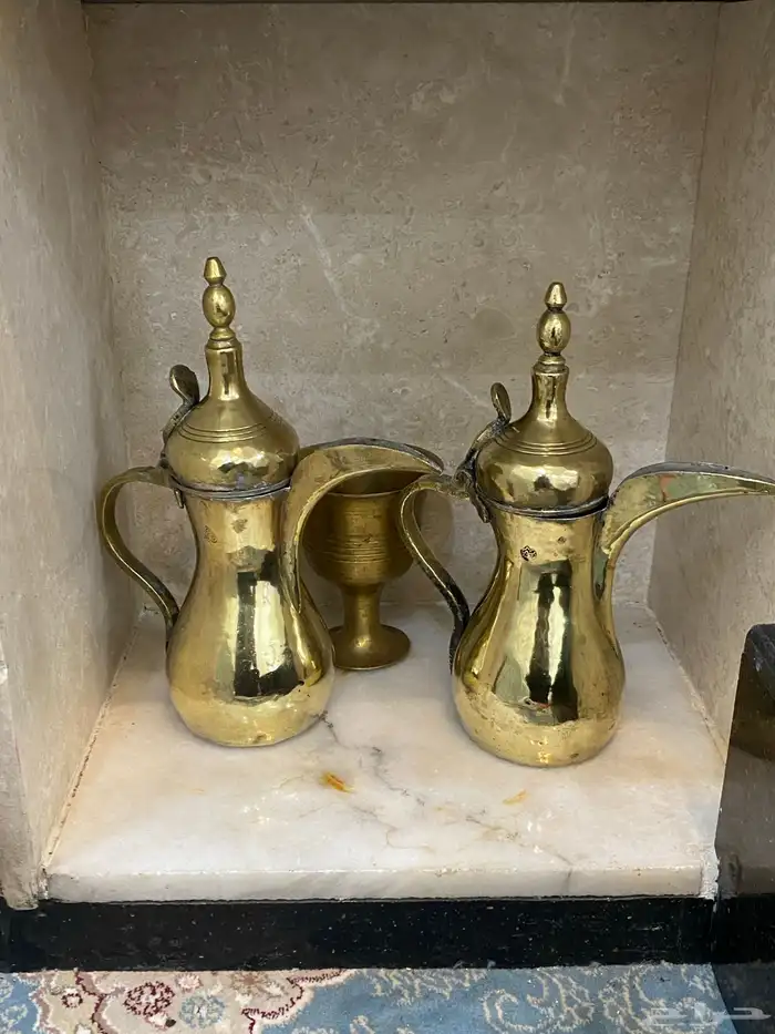 دلال الرسلان عمرها 90سنه 2