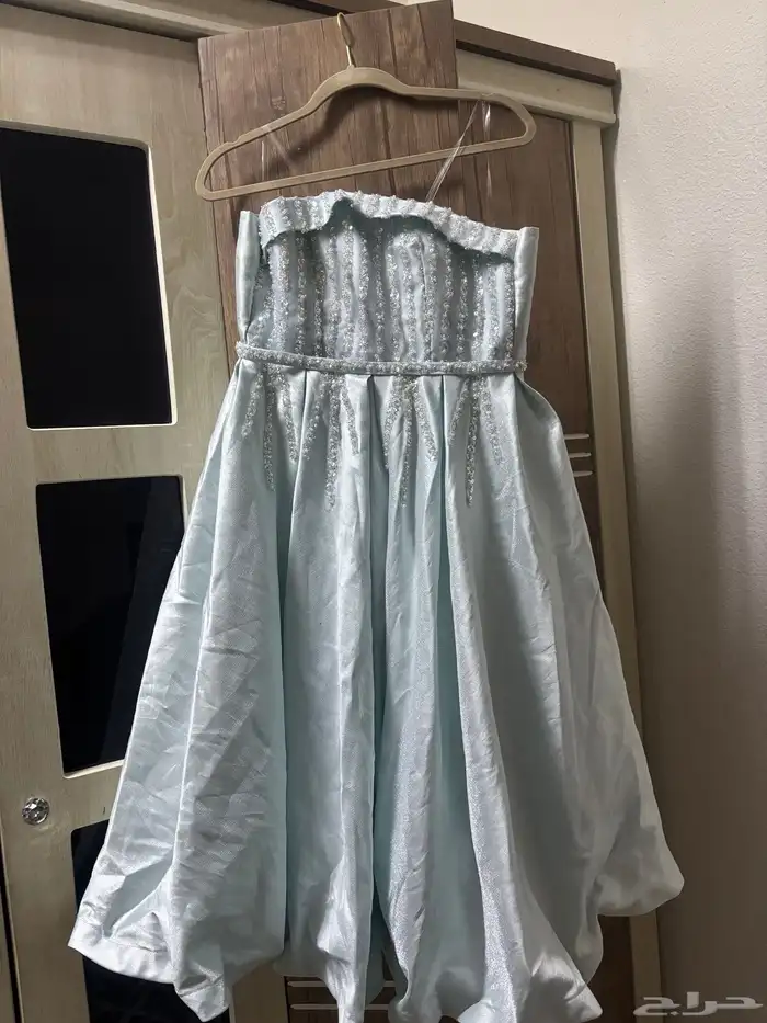 فساتين 1