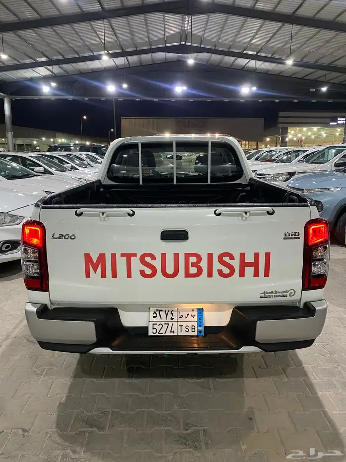 متسوبيشي غمارتين L200 2021 ديزل 3