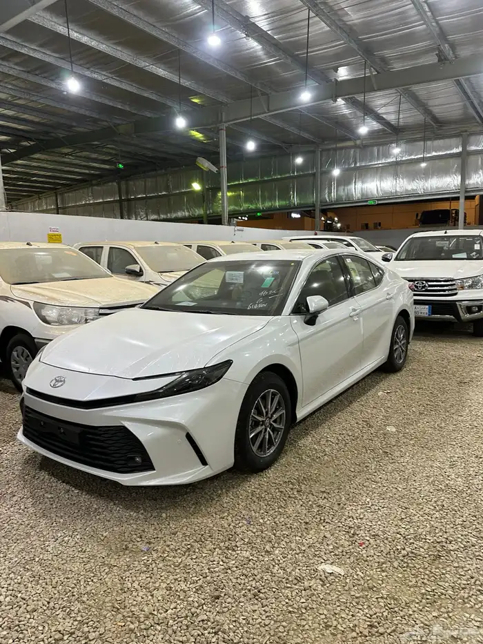 كامري 2025 استاندر E بنزين سعودي اصفار السعر 114 3