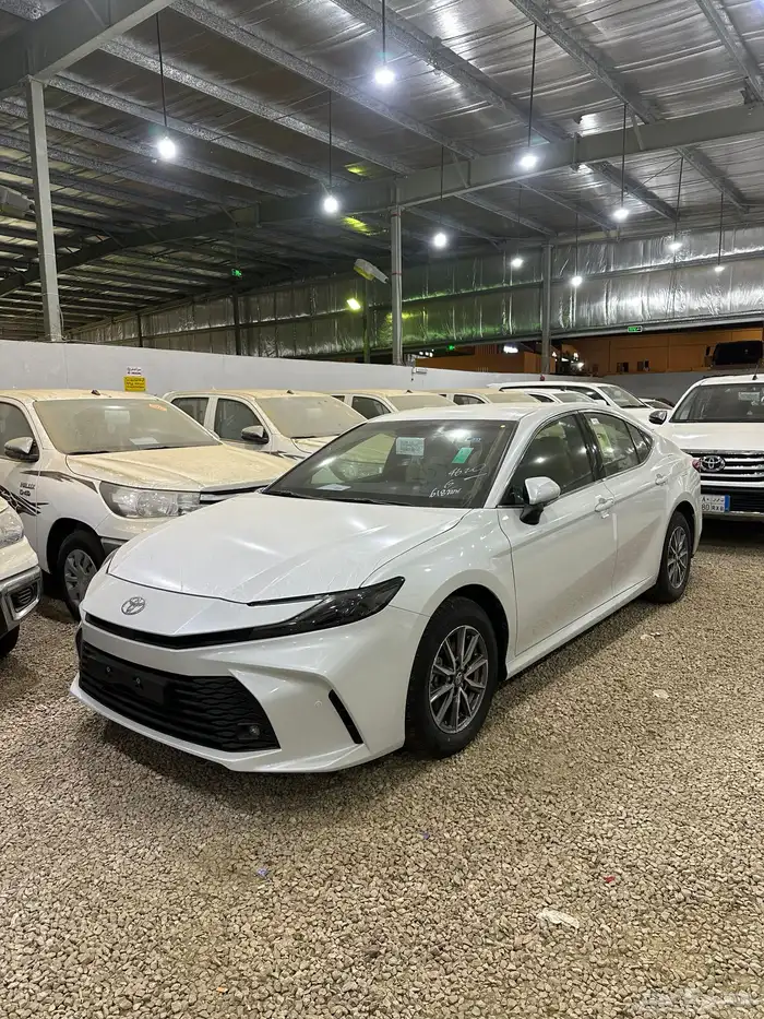 كامري 2025 استاندر E بنزين سعودي اصفار السعر 114 0