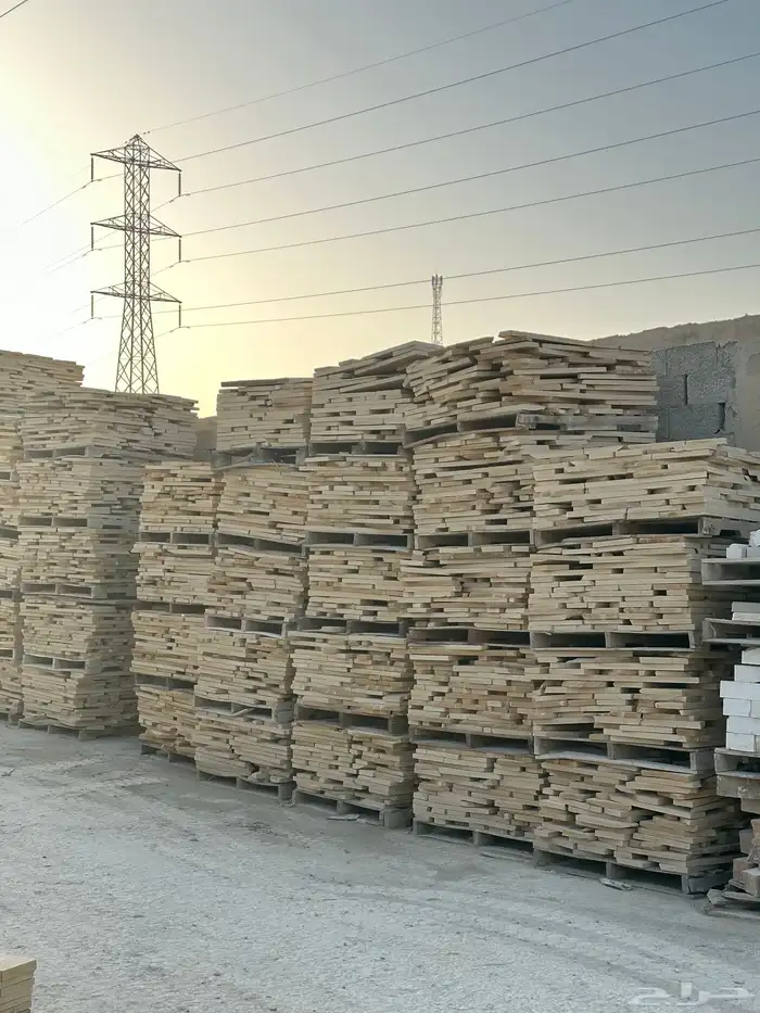 حجر اصفر عشوائي 0