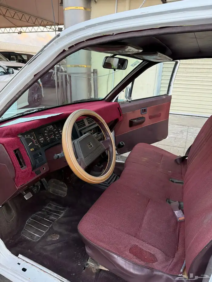 نيسان 1991 غمارتين 8