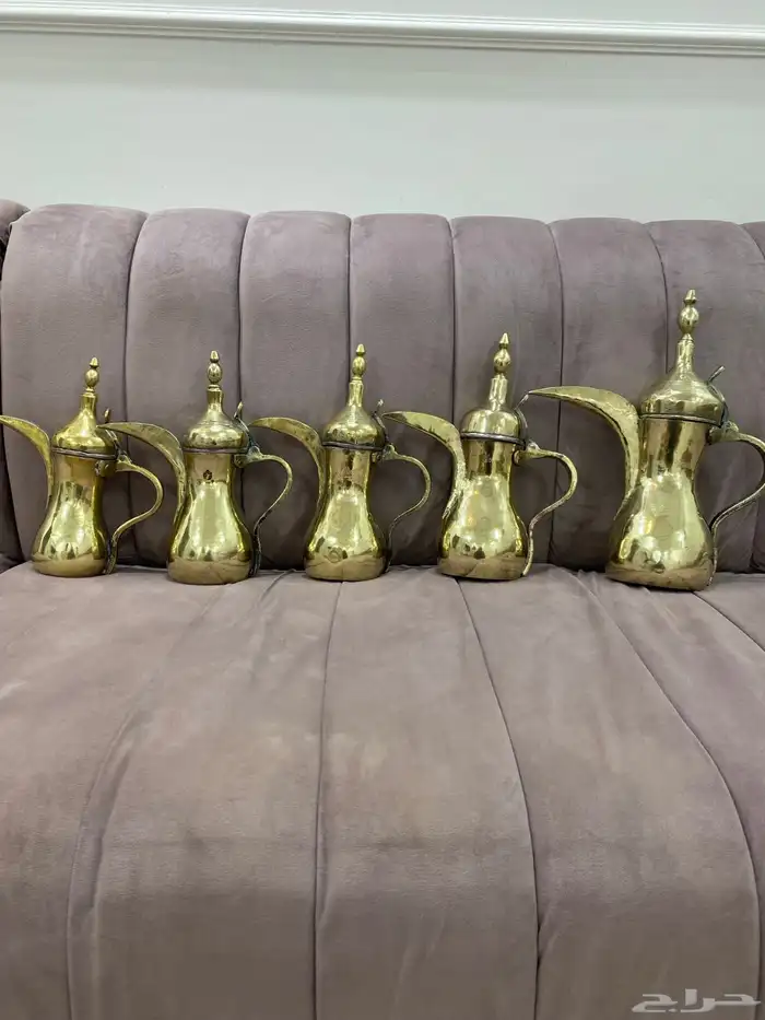 دلال الرسلان عمرها 90سنه 0