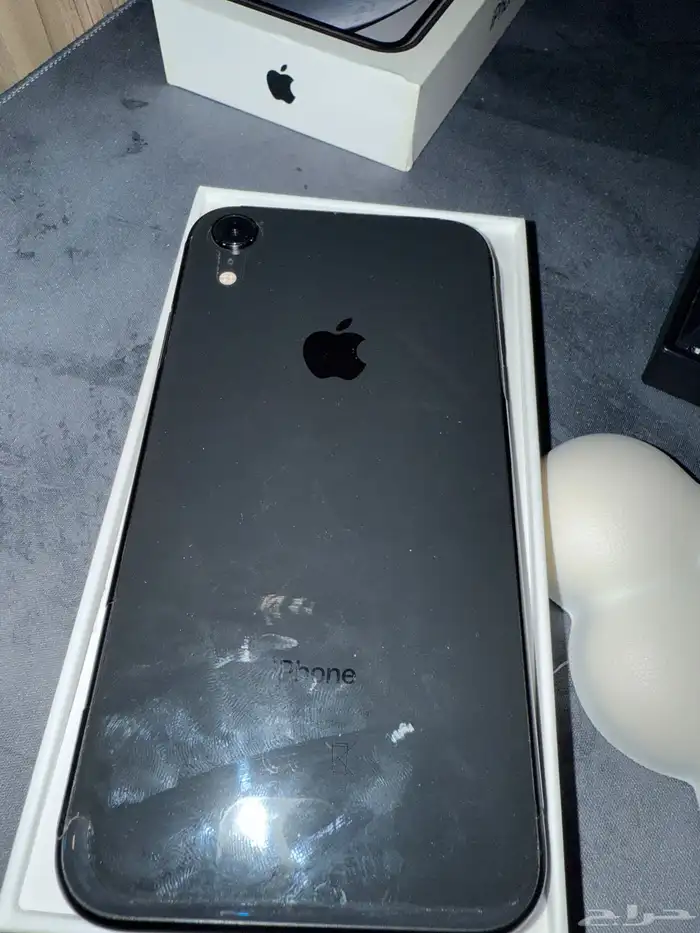 ايفون XR للبيع استخدام نظيف جد ا 8
