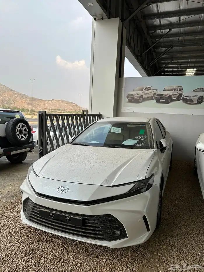 كامري 2025 استاندر E بنزين سعودي اصفار السعر 114 11