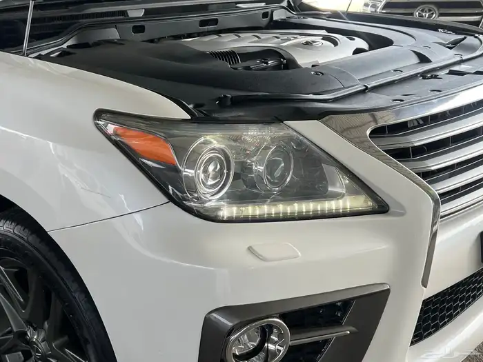 Lexus سعودي 2013وكاله 17