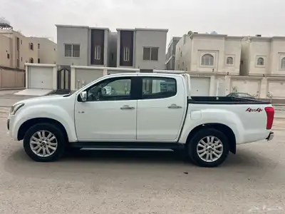 ايسوزو ديماكس 2020 LS نظيف .. 1