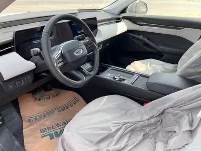 فورد تورس ترند 2025 صيانة مجانية عامين 112690 قبل الضريبه 10
