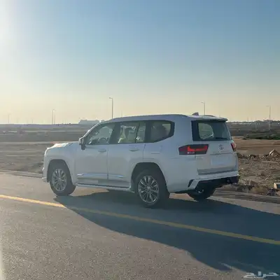 لاندكروزر GXR عروض بنك الرياض 50-50 1