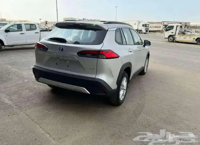 تويوتا كورلا كروس ليمتيد 2024 9