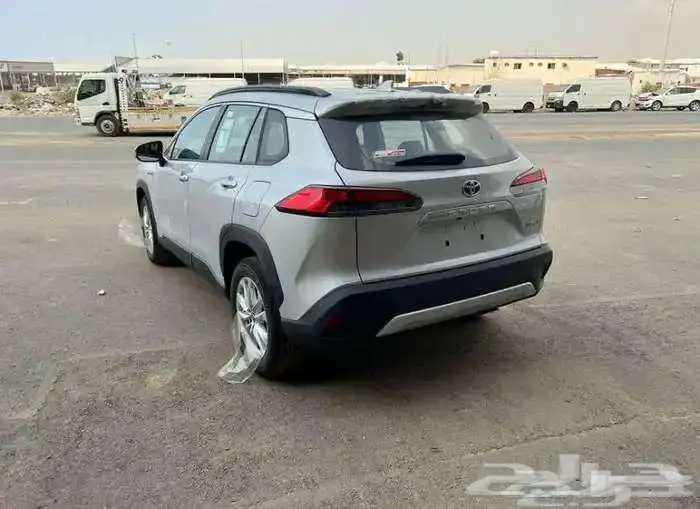 تويوتا كورلا كروس ليمتيد 2024 2