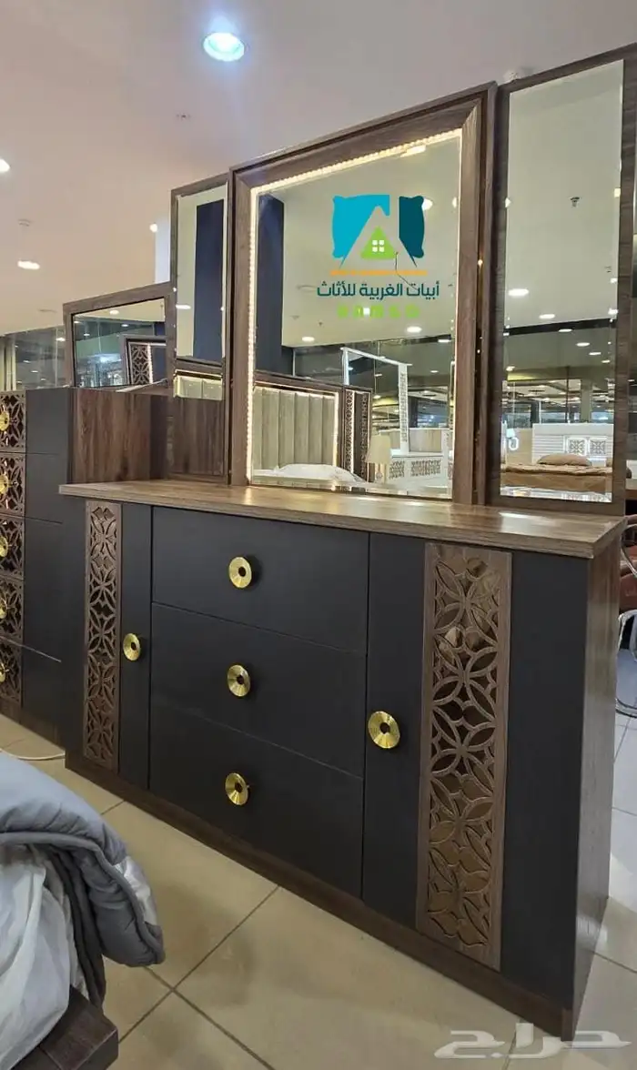 غرف نوم مودرن فخمة وعصرية بأسعار منافسة 18