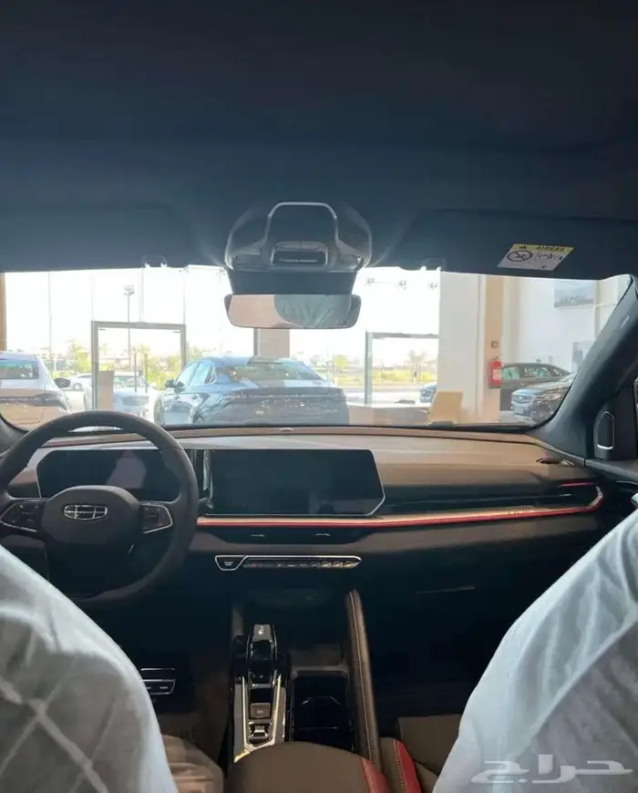 جيلي كولراي 2025 فئات متنوعة متوفر الألوان 3