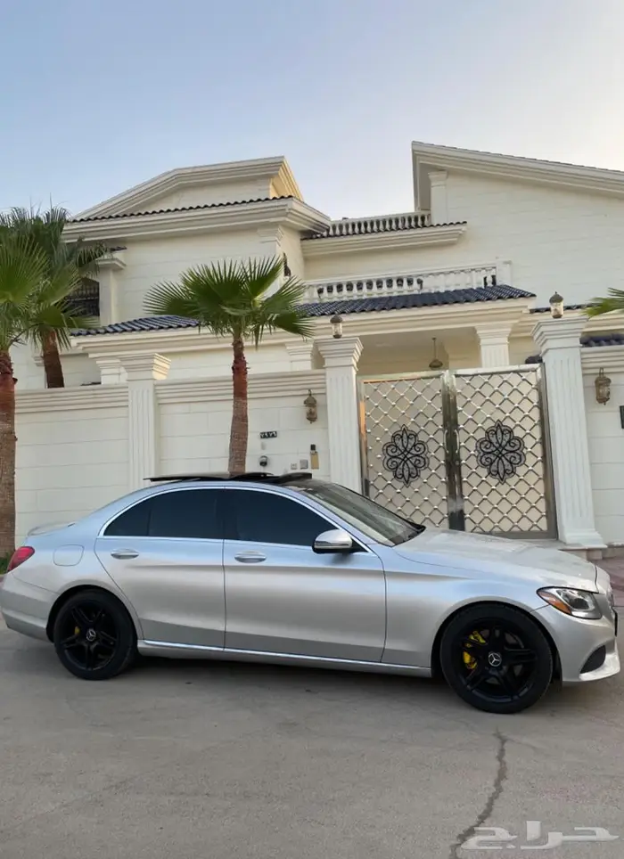 مرسيدس C300 فل كامل 2018 2