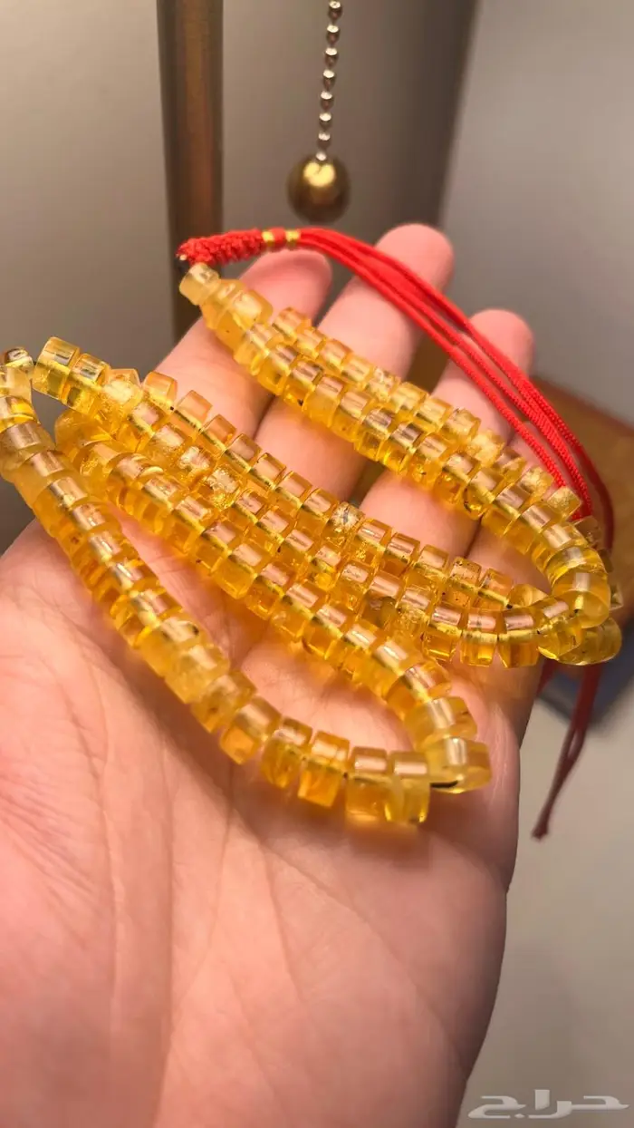 كهرمان حر شفاف طبيعي 2