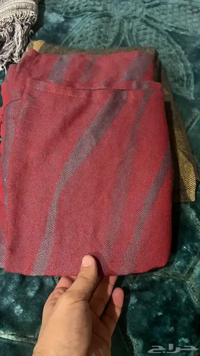 شال للبيع لونين بني وعودي 1