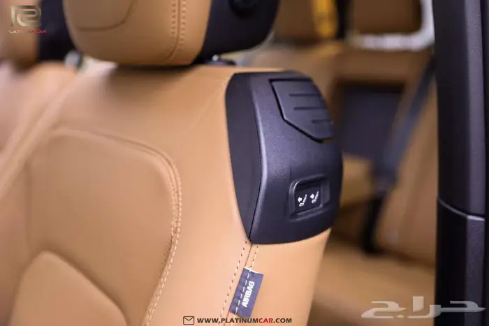 لاندروفر ديفندر 90 - HSE - V6 ( كشف ) موديل 2024 فل جديد 8