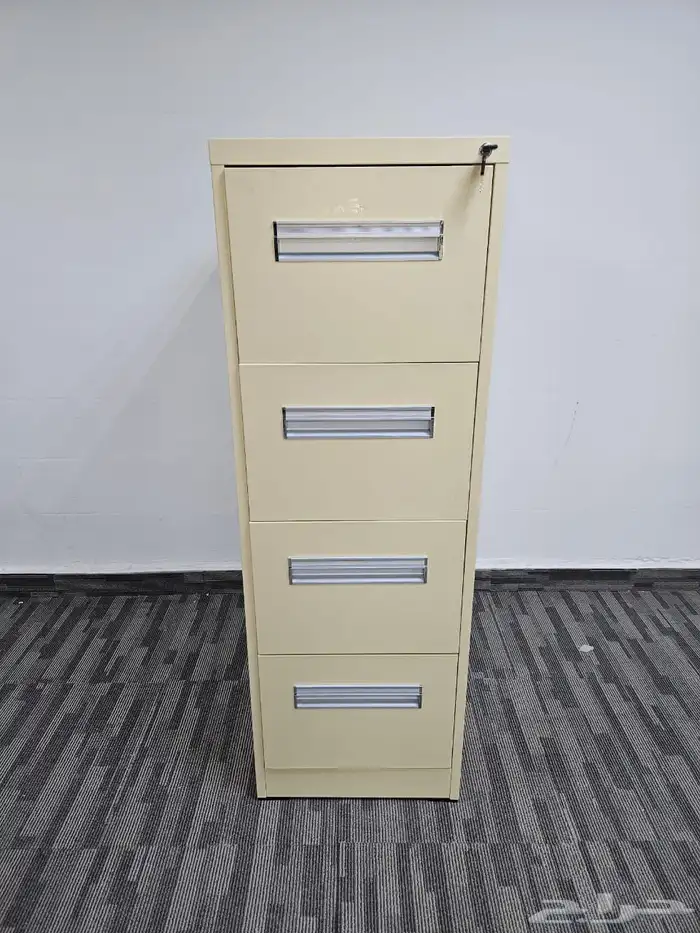 لوكرات حديد 8