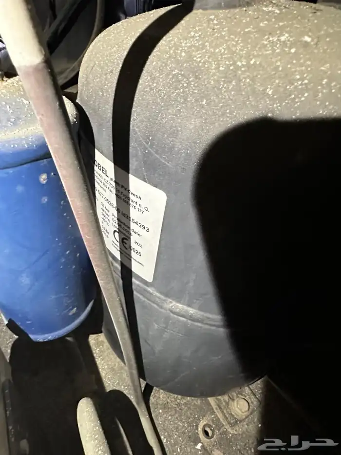 ثلاجه تبريد شبه جديده 12