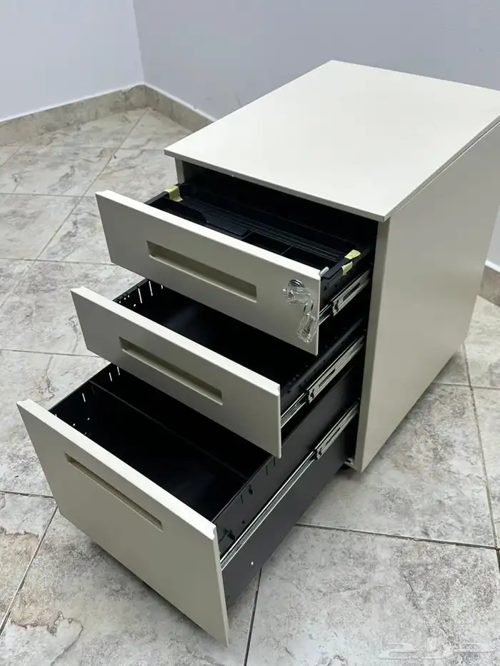 لوكرات حديد 13