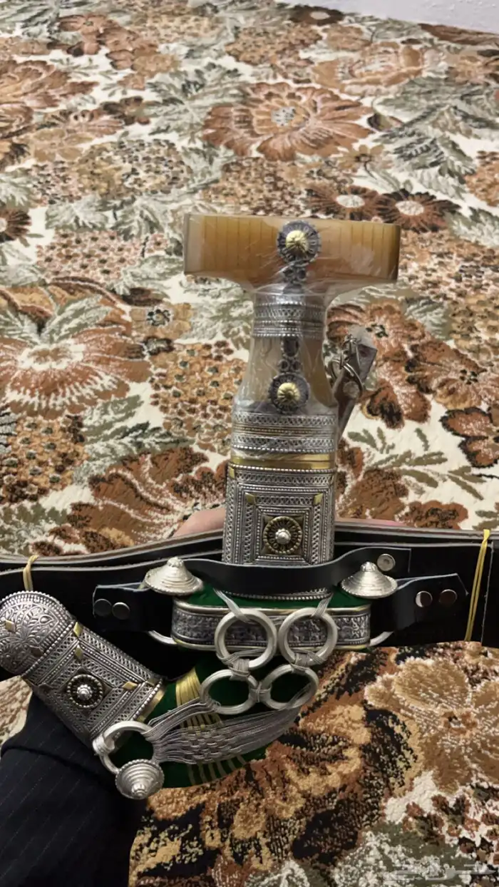 جنبيه حك زراف 1