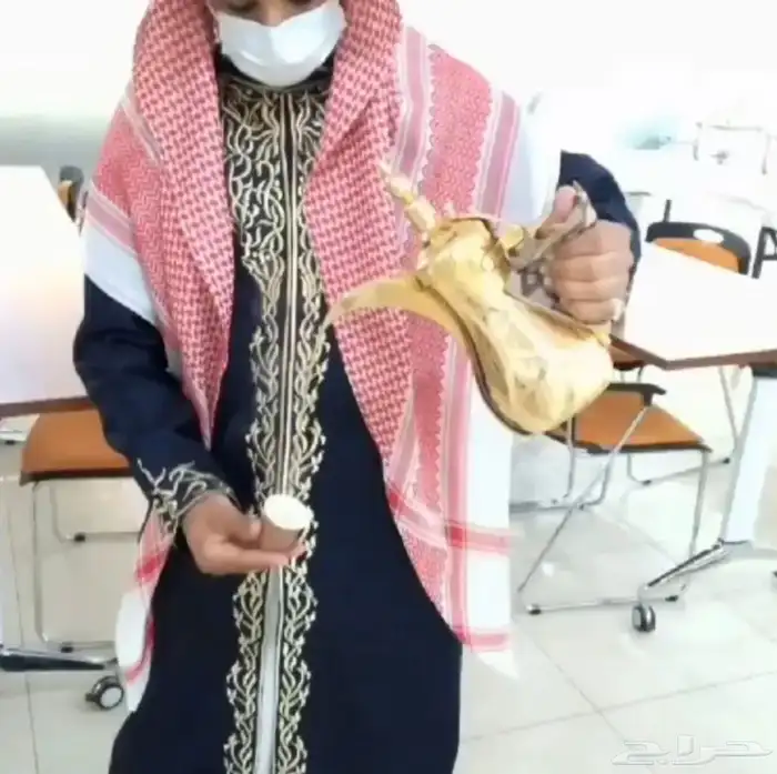 قهوجي وصبابين قهوة قهوه صباب صبابين صب قهوة قهوجين ضيافة 1