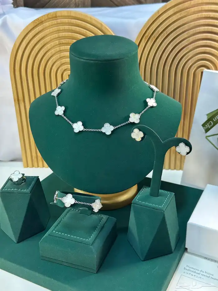 هدايا العبد مندوب منسصق هدايا مكه وجده 16