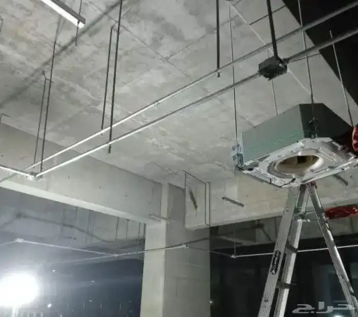 فني تركيب مكيفات 2