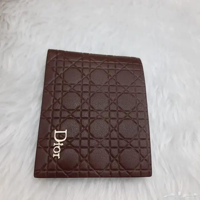 محافط ماركات هاي كوالتي درجة اولى بالملحقات 85